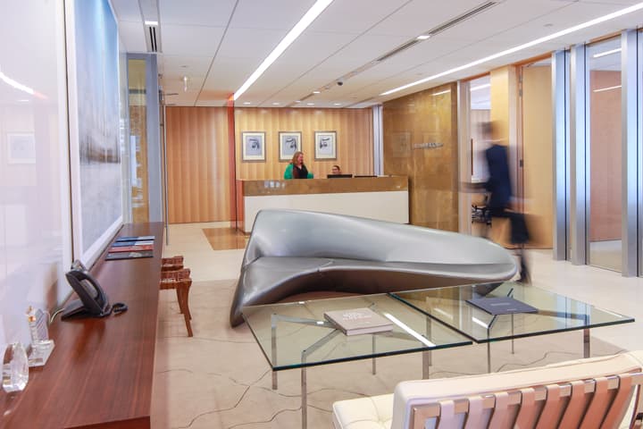 Latham & Watkins — photograph 7