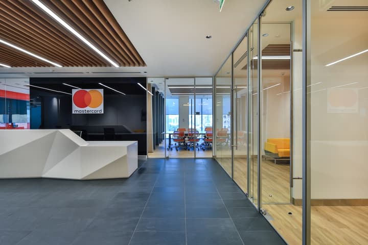 Mastercard — photograph 7