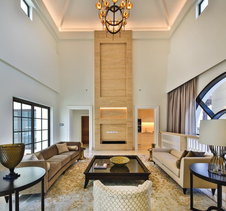 Mediterranean Show Mansion — photograph 21