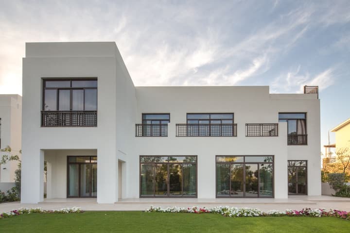 MSD Traditional Villa — photograph 11