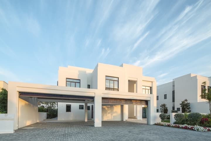 MSD Traditional Villa — photograph 15