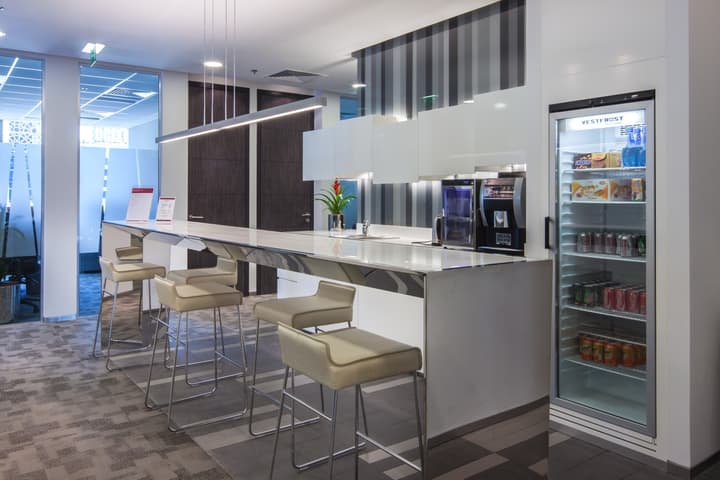 Regus Office — photograph 8