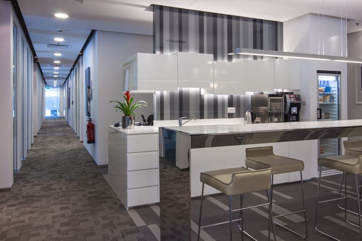 Regus Office — photograph 9